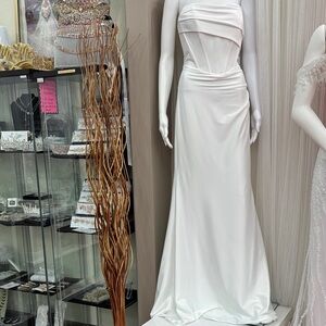 GLS Collective Elegant White Wedding Dress